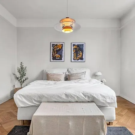 Kanskje Den Storste Airbnb-leiligheten I Sentrum! *